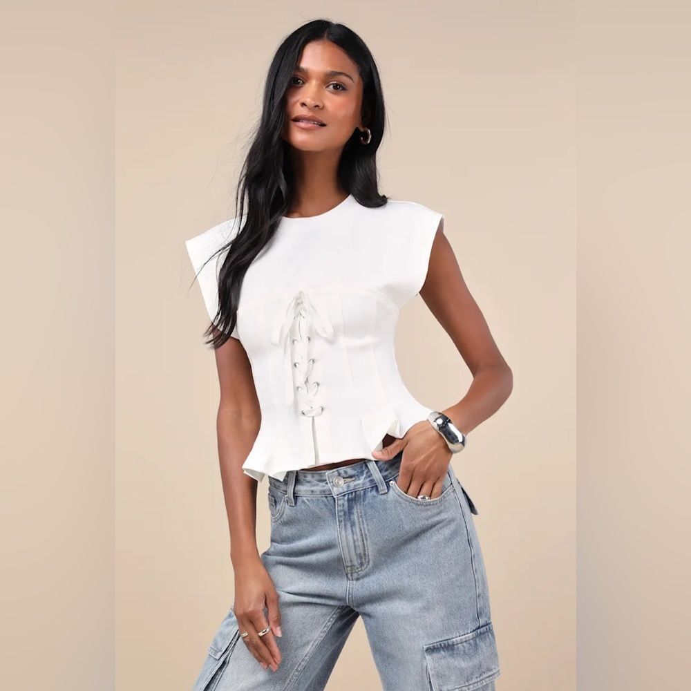 Lulus Trendy Outing Ivory Seamed Lace-Up Pleated Crew Neck Tank Top